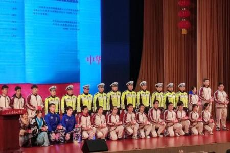 1990年4月18号阴历是多少 1990年农历四月18日日历