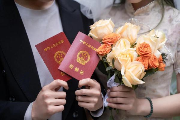 12月结婚领证吉日(12月结婚领证吉日查询)