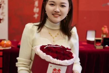 想选2025年农历九月初十订婚，着天是黄道吉日吗？适合办仪式吗？