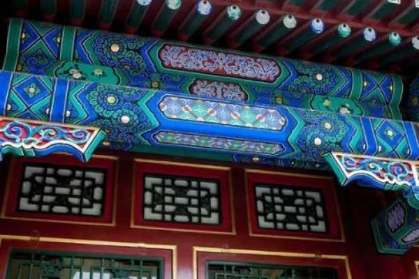 雕梁画栋是什么生肖 雕梁画栋生肖寓意解析