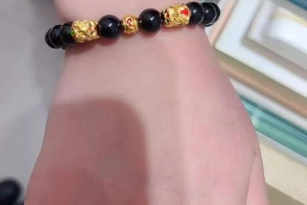 今天打麻将穿什么颜色的衣服最招财好运，详细教程